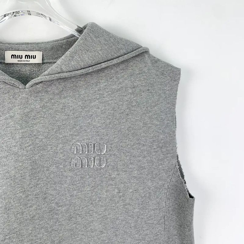 Miu Miu Miu Miu Gray Cotton Women's Crop Hoodie 0089 Size XS / US 0-2 / IT 36-38 - 3 Thumbnail