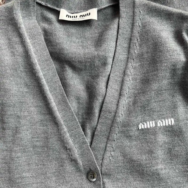 Miu Miu Miu Miu Gray Wool Women's Cardigan 0089 Size M / US 6-8 / IT 42-44 - 3 Thumbnail