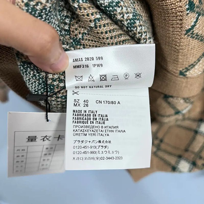 Miu Miu Miu Miu Color-Block Cardigan for Women 0089 Size M / US 6-8 / IT 42-44 - 5 Thumbnail