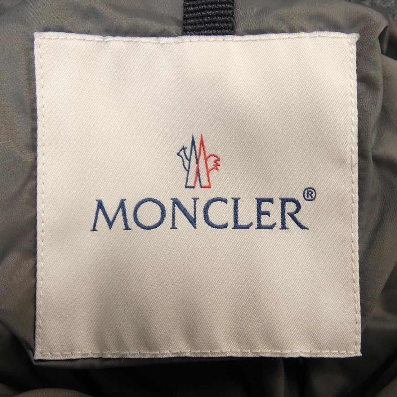 Moncler Moncler Moncler ALLEMAND V0054 Down Jacket Others Outerwear ALLEMAND DUTY FREE for USA Size ONE SIZE - 7 Thumbnail
