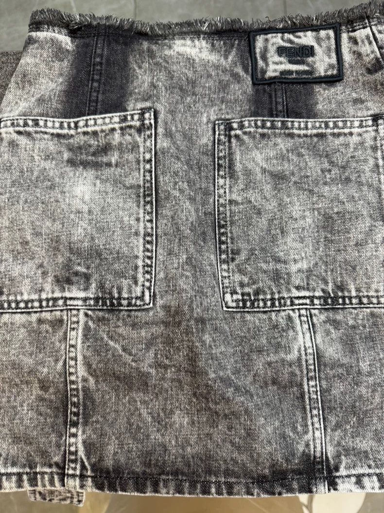 Fendi Fendi Denim Cargo Mini Skirt - dmc Size US 36 / EU 52 - 8 Thumbnail