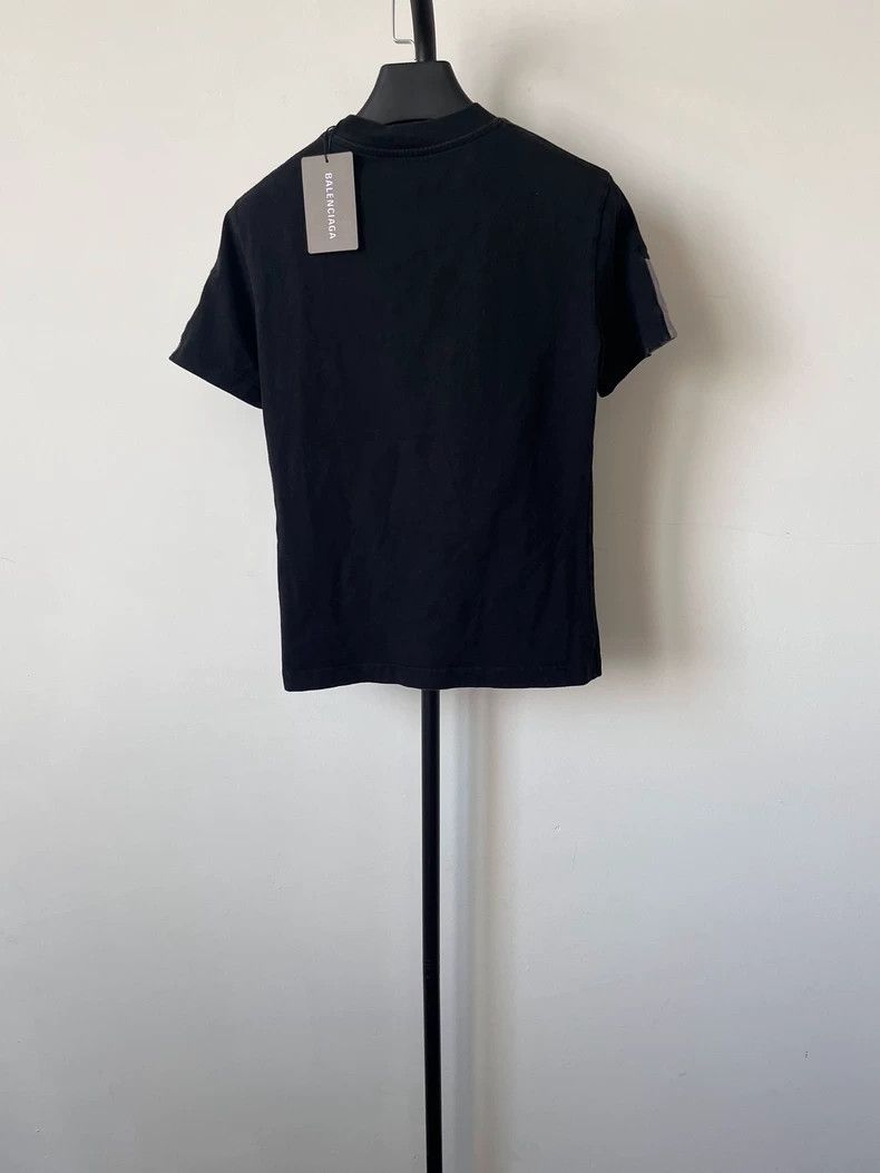 Balenciaga Balenciaga Printed Stripe Crewneck T-Shirt - dmc Size US S / EU 44-46 / 1 - 2 Thumbnail