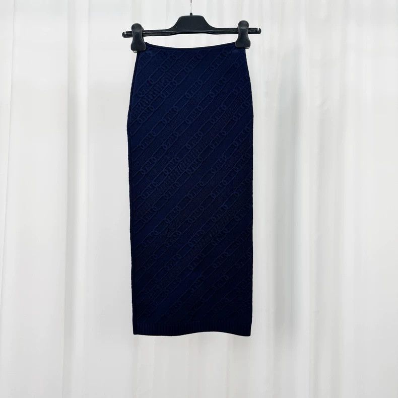 Fendi Fendi Monogram Embossed Lock Skirt - dmc Size US 36 / EU 52 - 2 Thumbnail