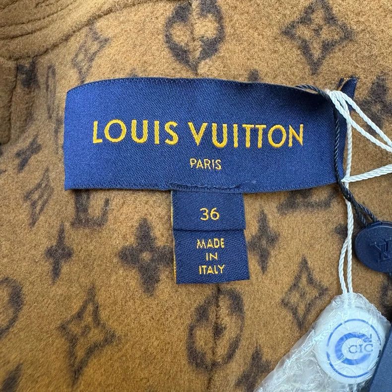 Louis Vuitton Louis Vuitton Brown Monogram Belted Cloak Coat - dmc Size US S / EU 44-46 / 1 - 7 Thumbnail