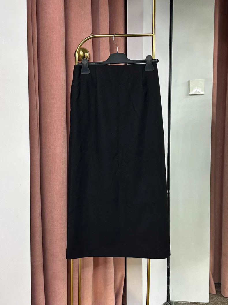 The Row The Row Black Wool Split Hem Skirt - dmc Size US 26 / EU 42 - 2 Thumbnail