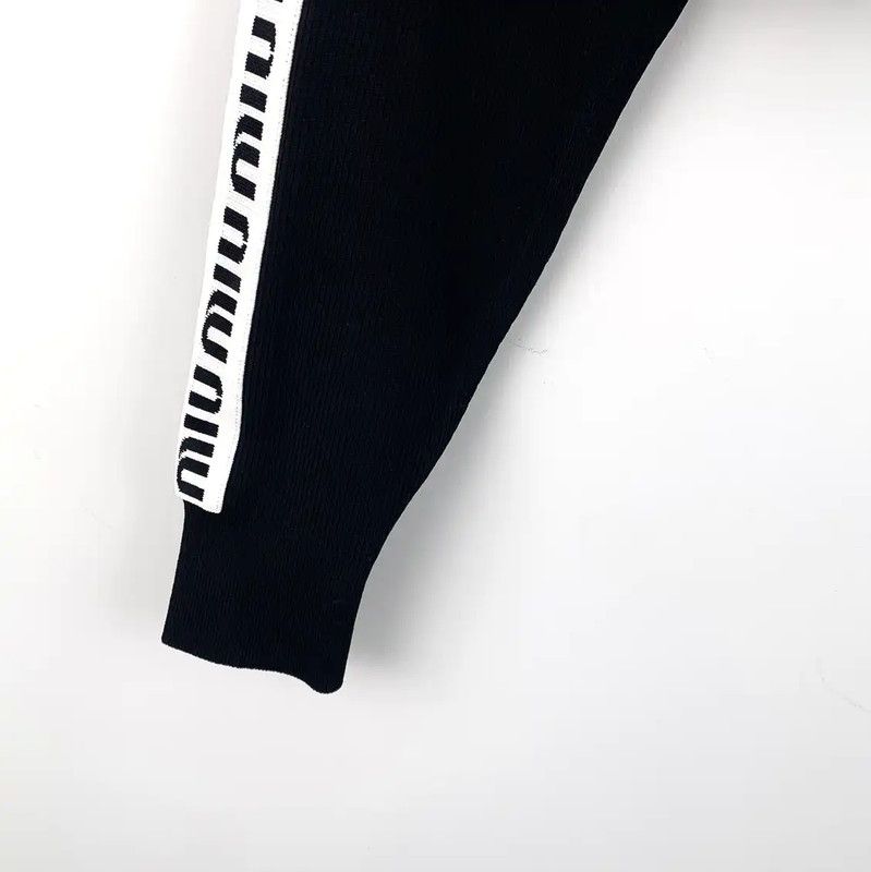 Miu Miu Miu Miu Color Block Cropped Sweater 0089 Size M / US 6-8 / IT 42-44 - 4 Thumbnail