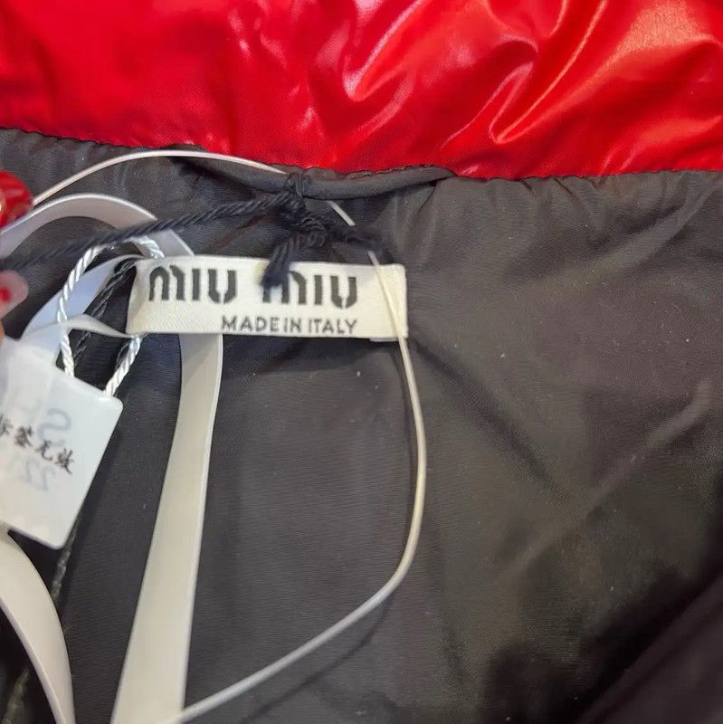 Miu Miu Miu Miu Red Long Puffer Jacket for Women 0089 Size S / US 4 / IT 40 - 5 Thumbnail
