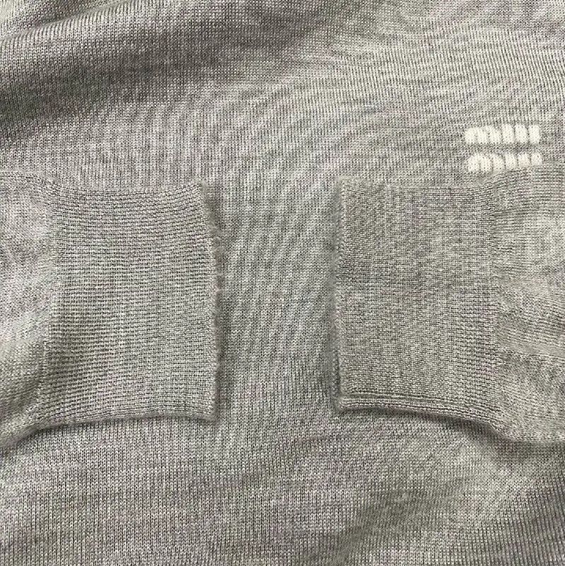Miu Miu Miu Miu Gray Cashmere Sweater 0089 Size M / US 6-8 / IT 42-44 - 7 Thumbnail