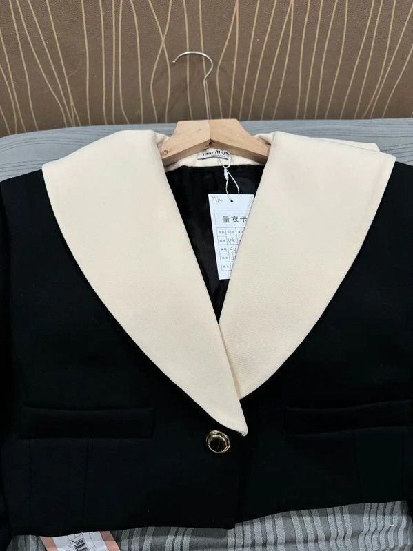 Miu Miu Miu Miu Black Wool Women's Jacket 0089 Size M / US 6-8 / IT 42-44 - 3 Thumbnail