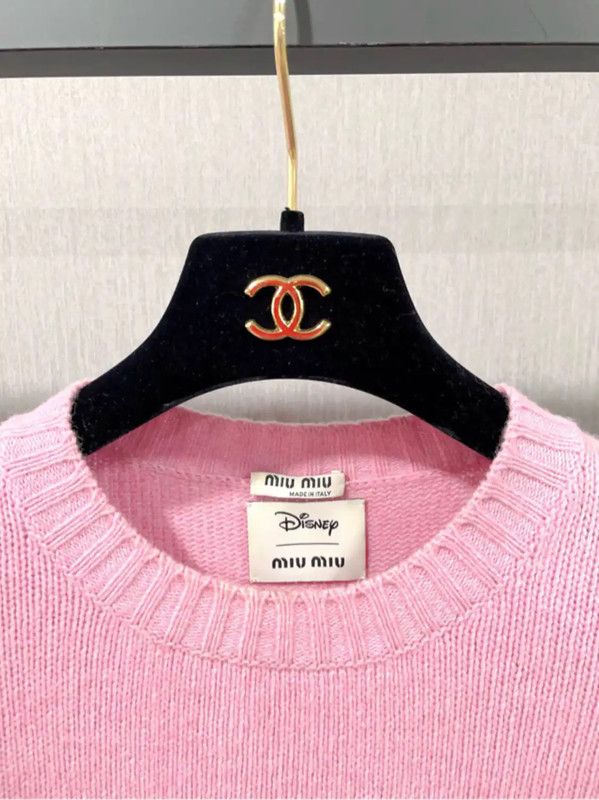 Miu Miu Miu Miu Women's Pink Wool Sweater with Bambi 0089 Size XS / US 0-2 / IT 36-38 - 7 Thumbnail