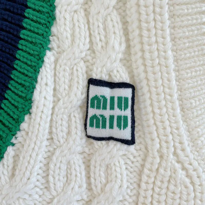Miu Miu Miu Miu White Cable Knit Sweater Vest 0089 Size M / US 6-8 / IT 42-44 - 5 Thumbnail