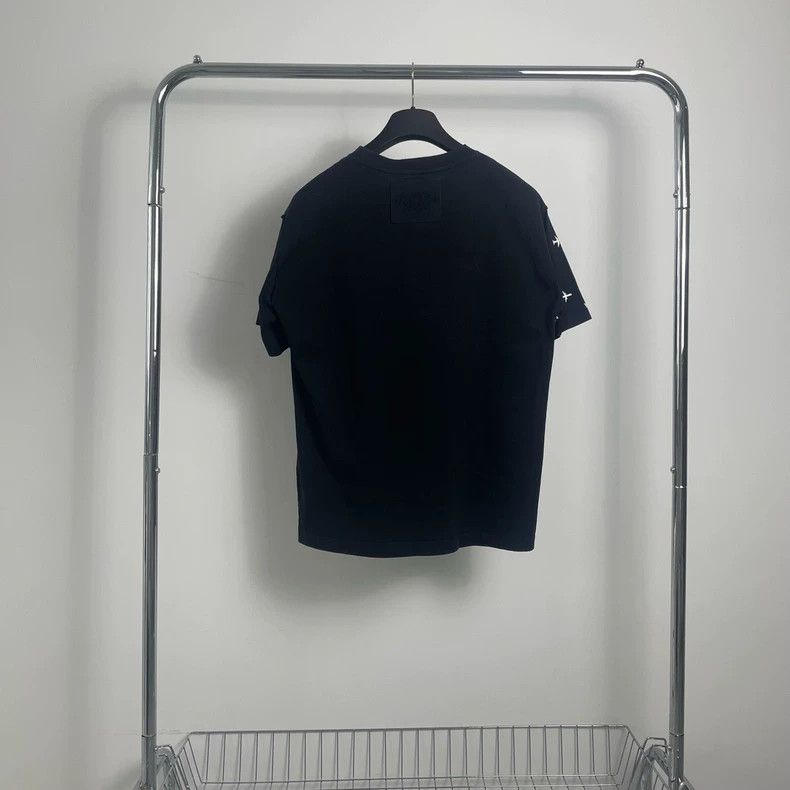Louis Vuitton Louis Vuitton 2054 Black Short Sleeve Tee - dmc Size US M / EU 48-50 / 2 - 2 Thumbnail
