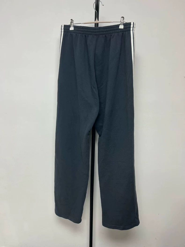 Balenciaga Balenciaga 25 Show Gray Striped Sweatpants - dmc Size US 31 - 2 Thumbnail