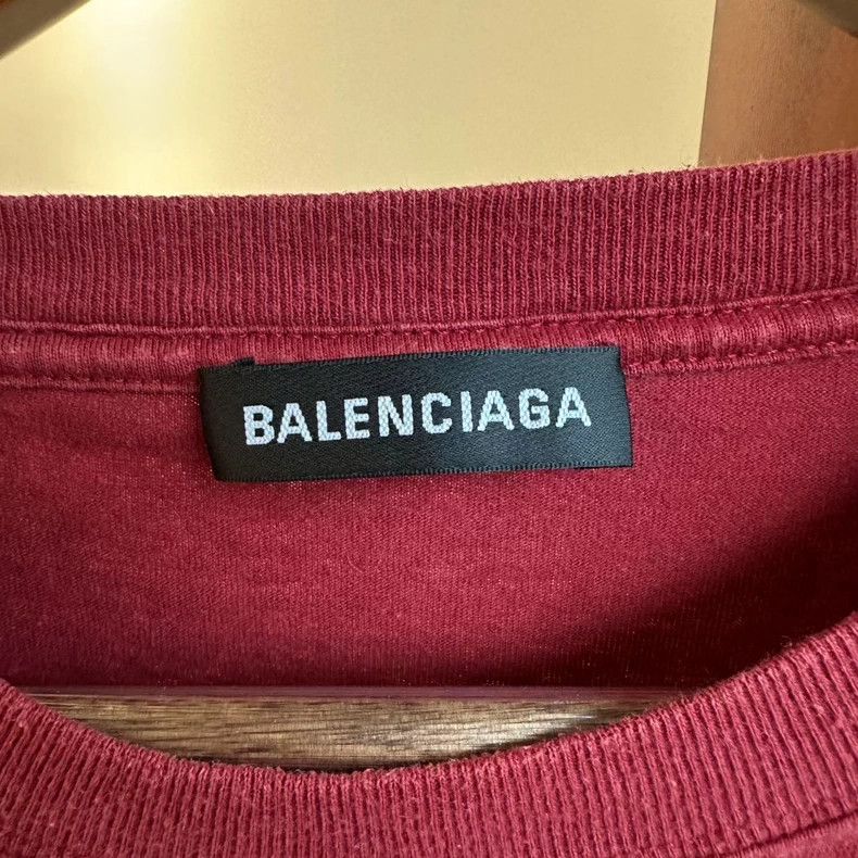 Balenciaga Balenciaga Burgundy Small Logo T-shirt - dmc Size US M / EU 48-50 / 2 - 4 Thumbnail