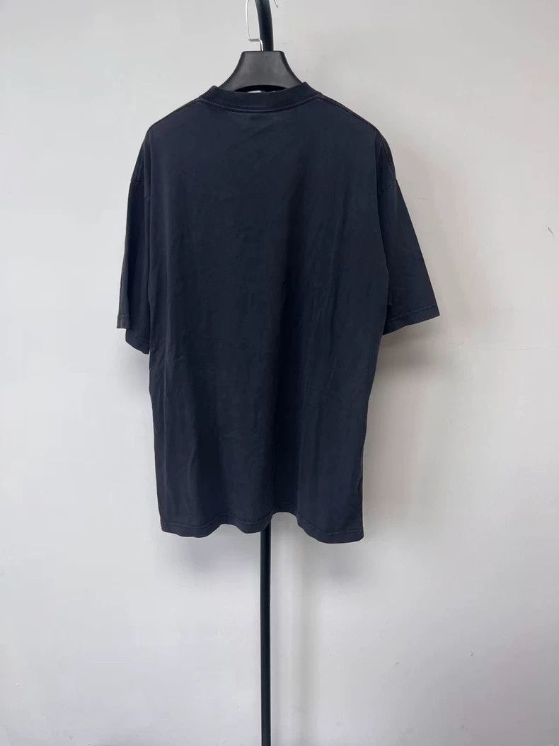 Balenciaga Balenciaga FW22 XXXL Print Crewneck Tee - dmc Size US XS / EU 42 / 0 - 2 Thumbnail