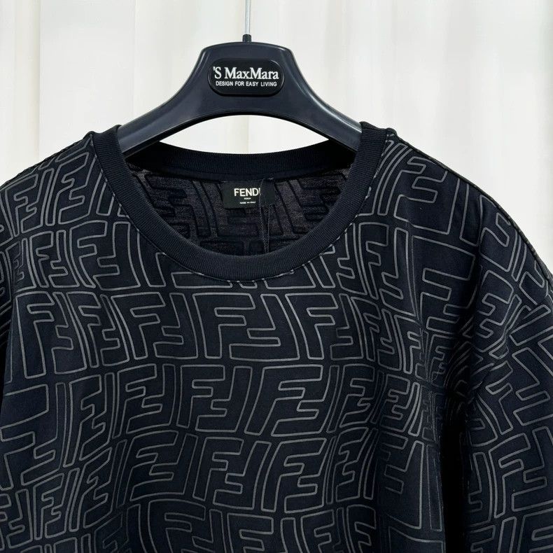 Fendi Fendi FF Monogram Embossed T-Shirt - dmc Size US L / EU 52-54 / 3 - 3 Thumbnail