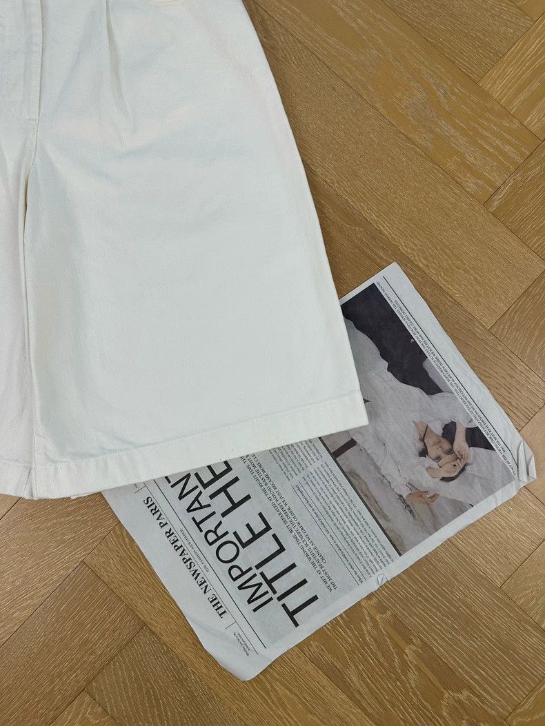 FENDI White Casual Slim Fit Denim Shorts - dmc