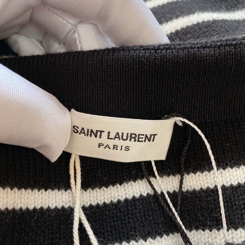 Saint Laurent Paris Saint Laurent Off-Shoulder Knit Top - dmc Size US M / EU 48-50 / 2 - 4 Thumbnail