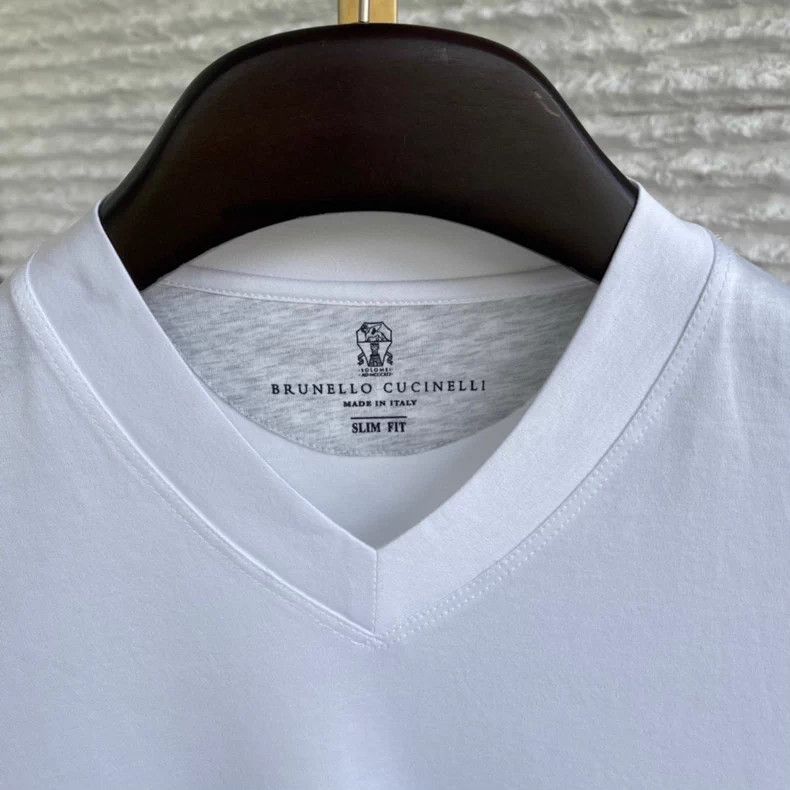 Brunello Cucinelli Brunello Cucinelli White V-Neck T-Shirt - dmc Size US S / EU 44-46 / 1 - 2 Thumbnail