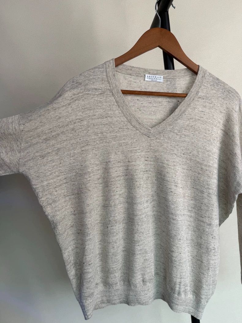 Brunello Cucinelli Brunello Cucinelli V-neck Linen Sweater - dmc Size US M / EU 48-50 / 2 - 6 Thumbnail
