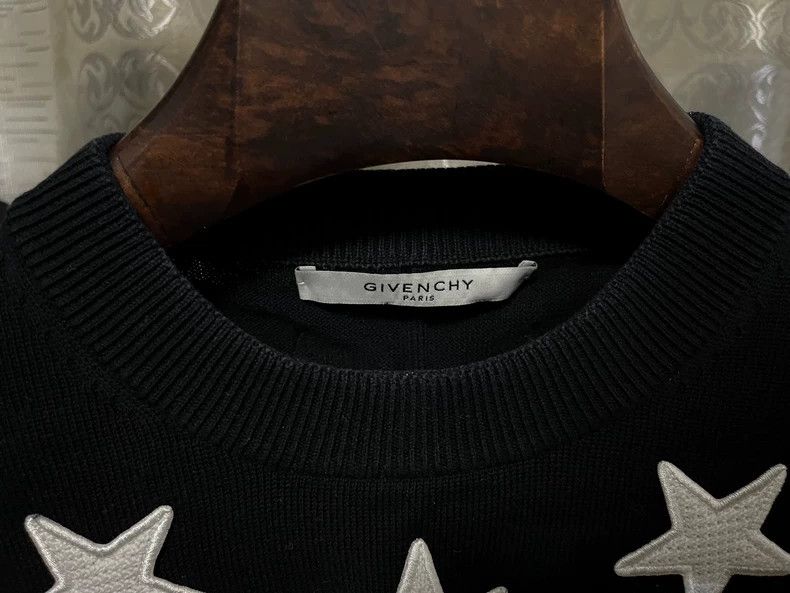 Givenchy Givenchy Black Star Necklace Sweater - dmc Size US M / EU 48-50 / 2 - 5 Thumbnail