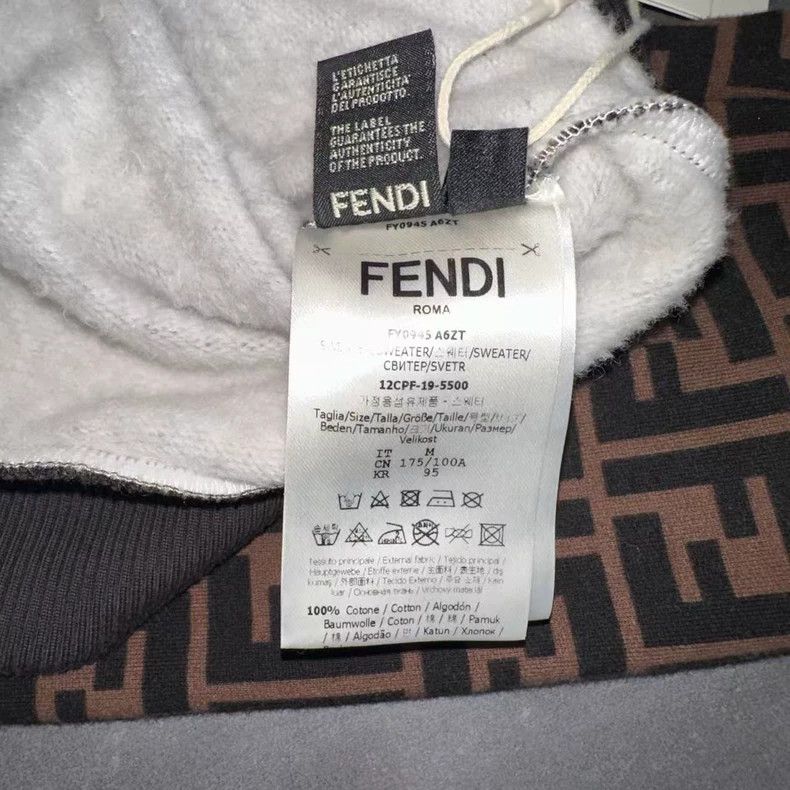 Fendi FENDI Monogram Hoodie Size M - dmc Size US M / EU 48-50 / 2 - 6 Thumbnail