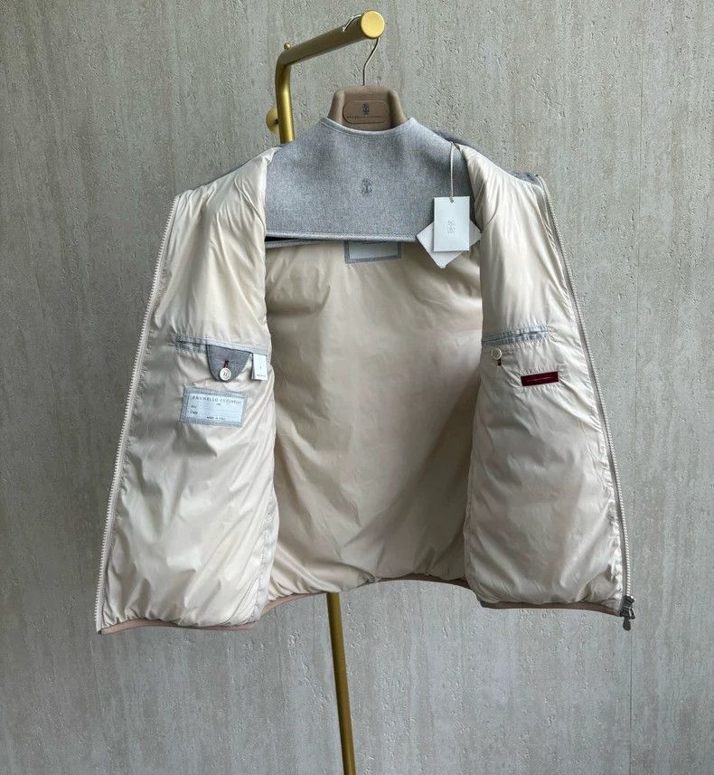 Brunello Cucinelli Brunello Cucinelli Gray Down Vest - dmc Size US XS / EU 42 / 0 - 7 Thumbnail