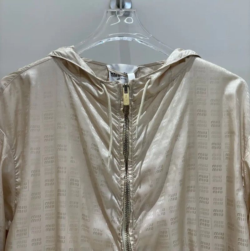 Miu Miu Miu Miu Women's Spring Fall Gold Nylon Jacket 0089 Size S / US 4 / IT 40 - 3 Thumbnail