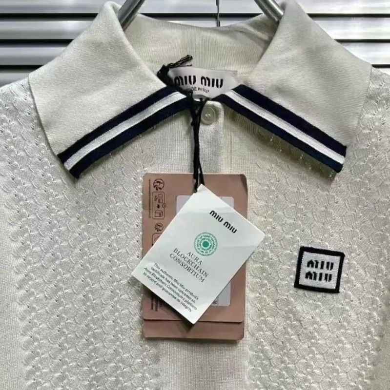 Miu Miu Miu Miu Summer Wool Tee in Off-White 0089 Size S / US 4 / IT 40 - 5 Thumbnail