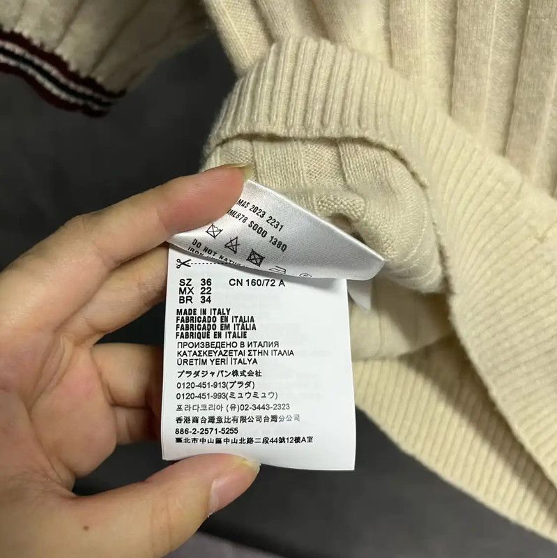Miu Miu Miu Miu Beige Cotton Women's Pullover Sweater 0089 Size S / US 4 / IT 40 - 3 Thumbnail