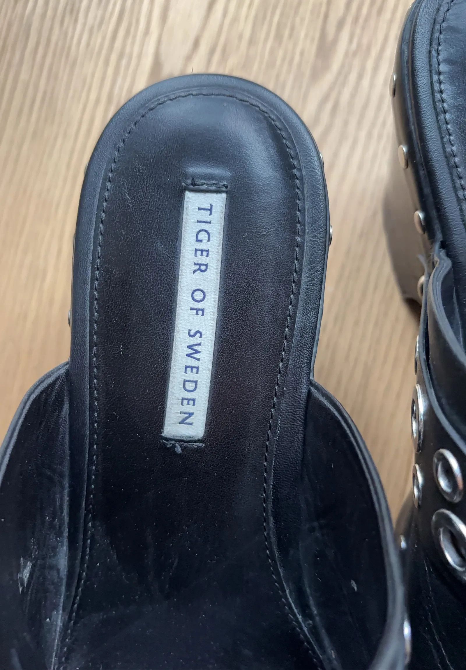Tiger of Sweden Tiger of Sweden Heels Size US 10 / IT 40 - 3 Thumbnail