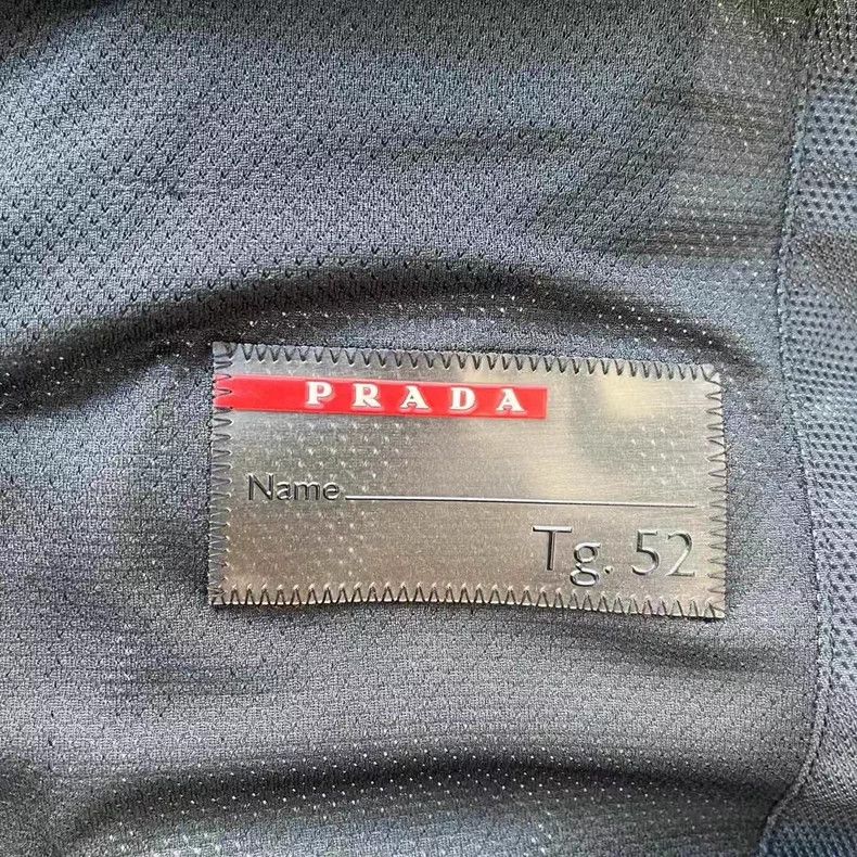 Prada Prada Chest Red Logo Jacket - dmc Size US L / EU 52-54 / 3 - 3 Thumbnail