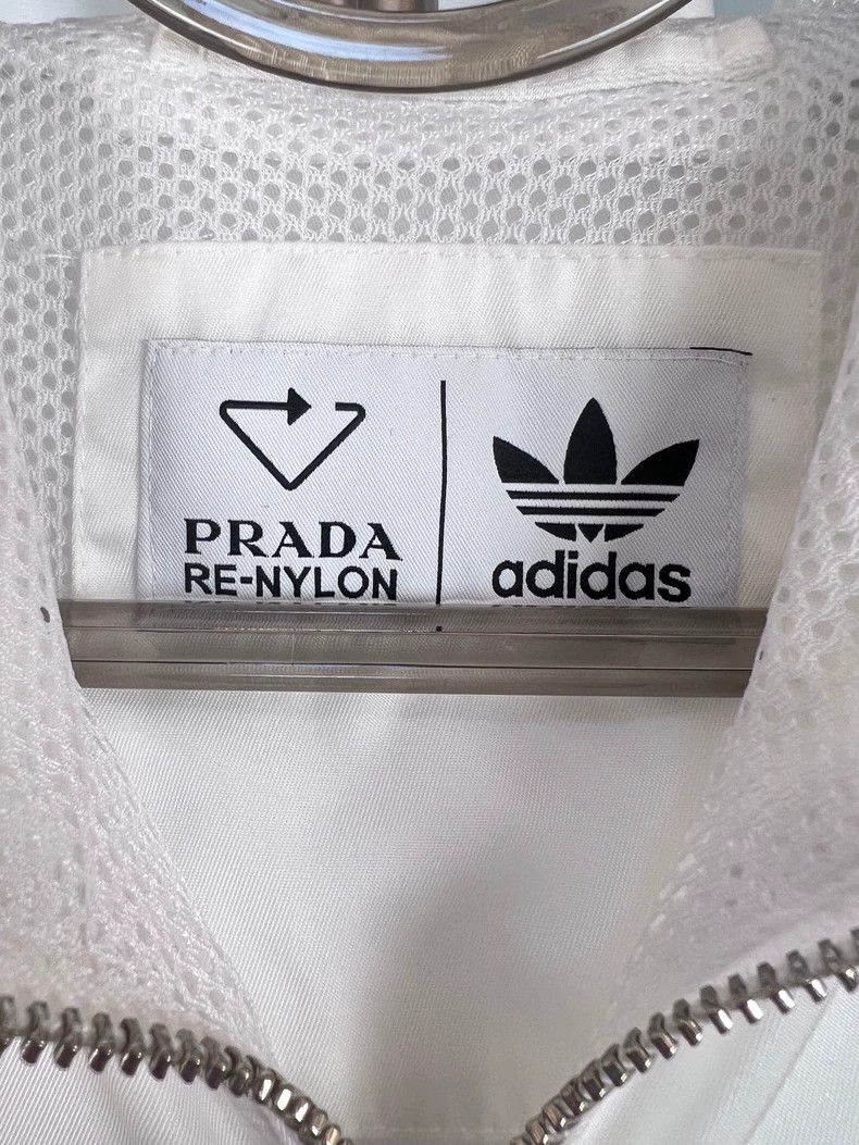 Prada PRADA x Adidas collaboration triangle logo white zip-up jacket - dmc Size US M / EU 48-50 / 2 - 3 Thumbnail