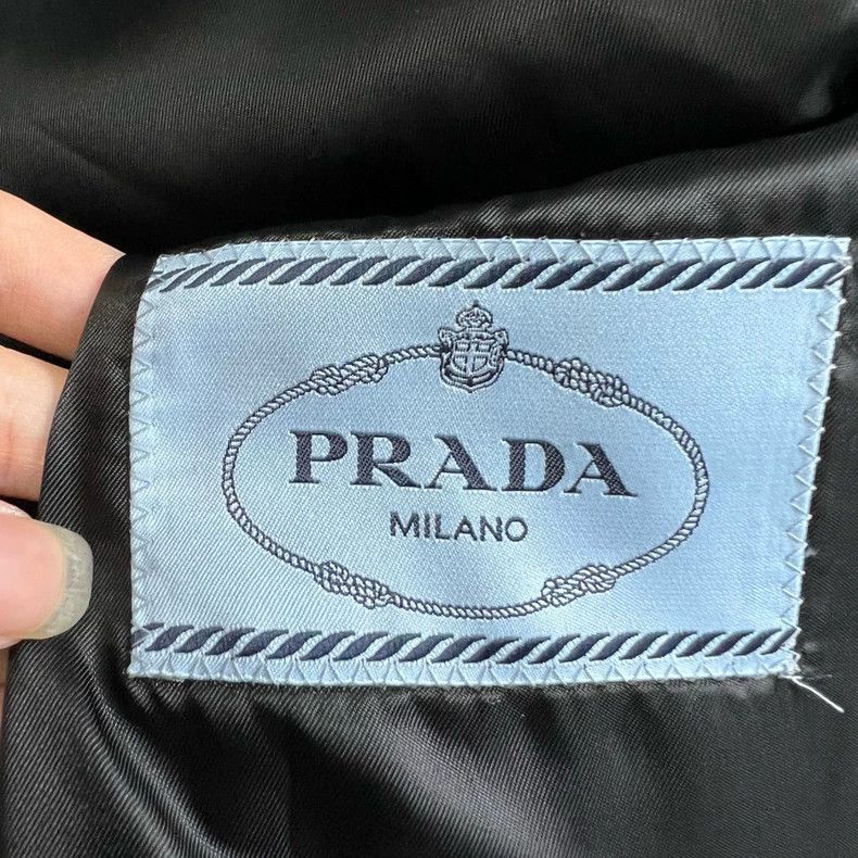 Prada Prada Gray Blazer with Black Sleeves - dmc Size US XS / EU 42 / 0 - 3 Thumbnail