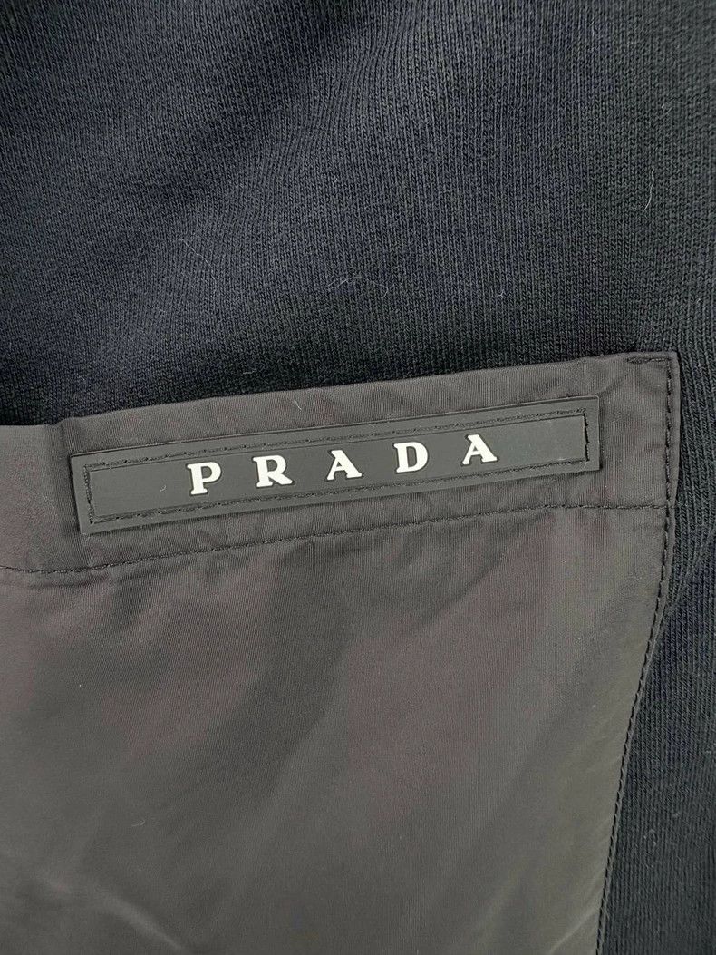 Prada PRADA Back Pocket Logo Shorts - dmc Size US 38 / EU 54 - 3 Thumbnail