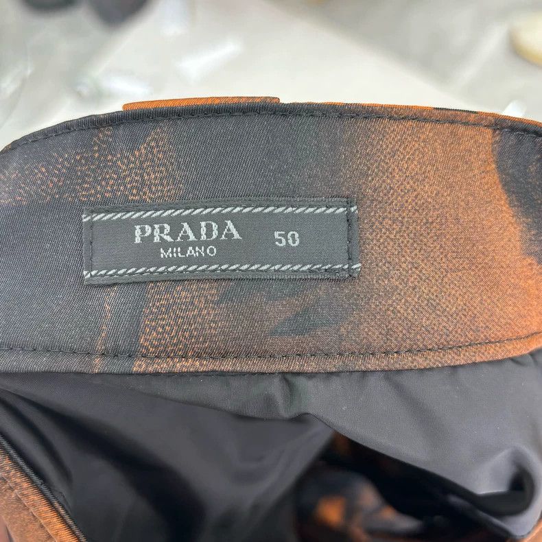 Prada PRADA FW22 Scenic Print Casual Shorts - dmc Size US 32 / EU 48 - 4 Thumbnail