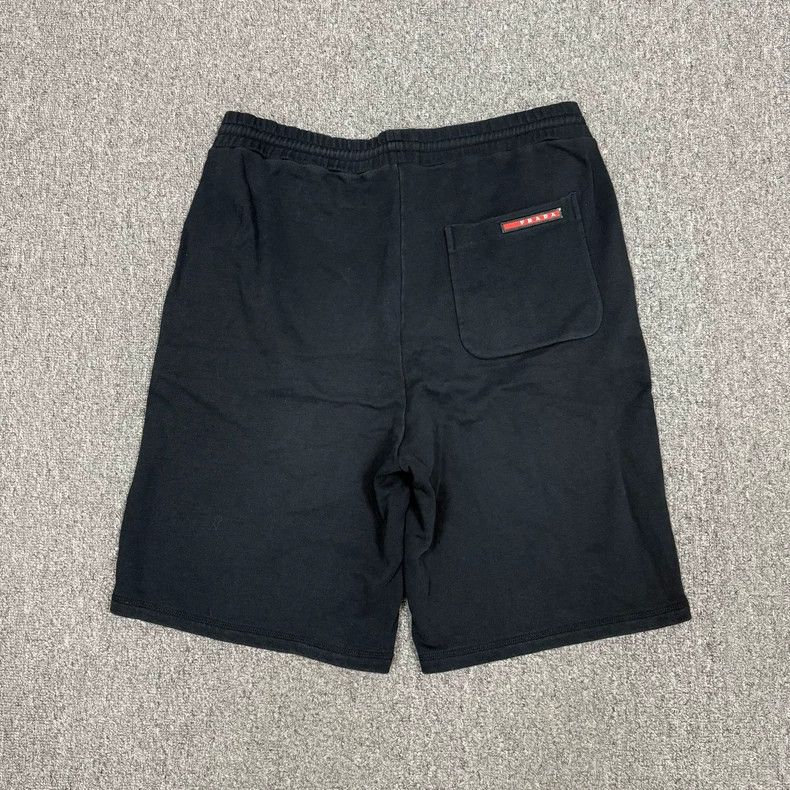 Prada Prada Back Logo Shorts L - dmc Size US 36 / EU 52 - 2 Thumbnail