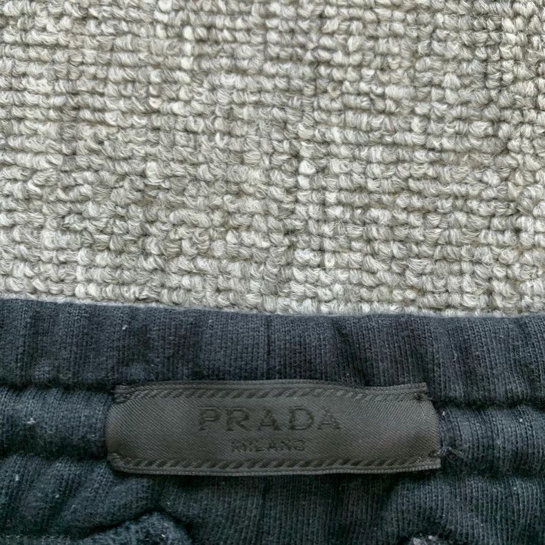 Prada Prada Back Logo Shorts XXL - dmc Size US 31 - 6 Thumbnail