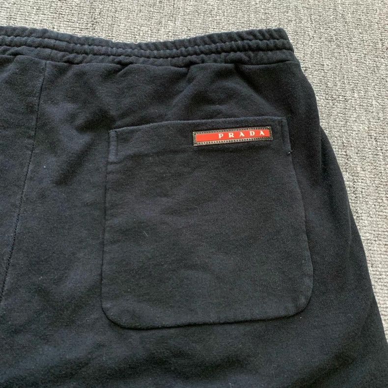 Prada Prada Back Logo Shorts XXL - dmc Size US 31 - 3 Thumbnail
