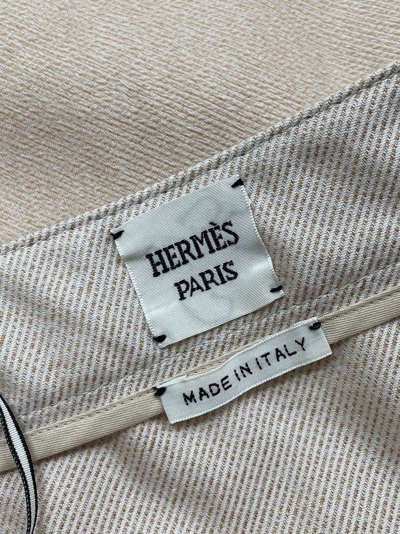 Hermes Hermes Double-Breasted Short Skirt - dmc Size US 36 / EU 52 - 4 Thumbnail