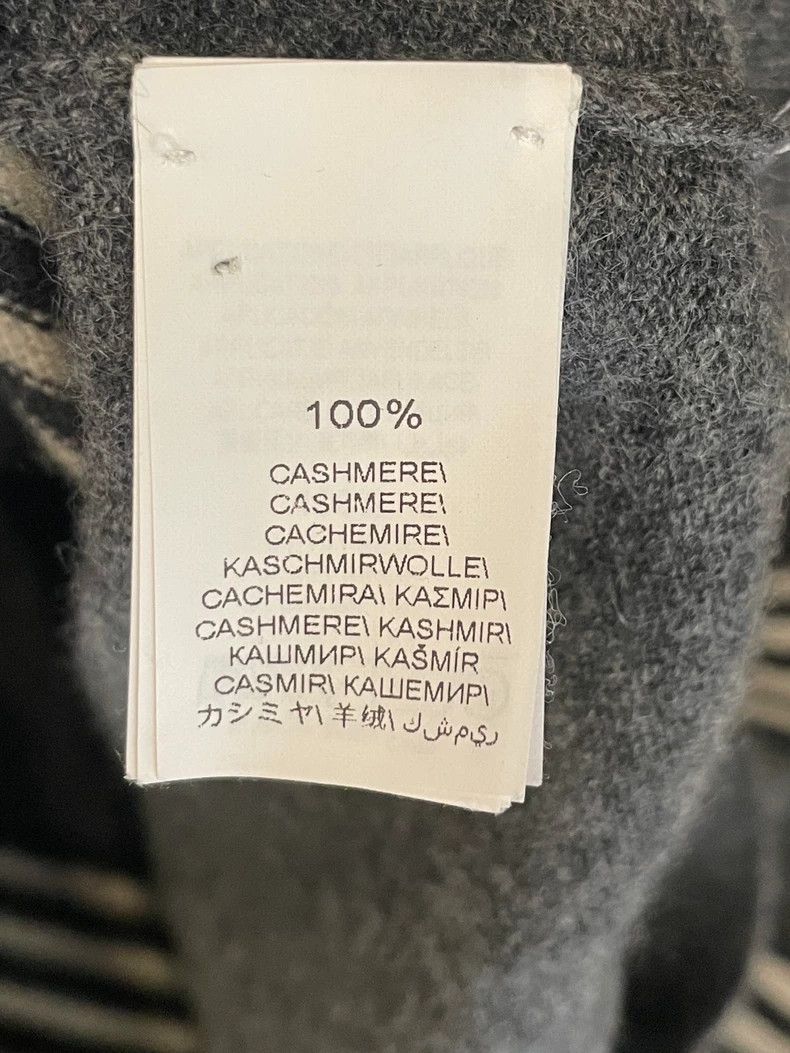 Brunello Cucinelli Pink Gray Cashmere Beaded Off-Shoulder Sweater - dmc Size US L / EU 52-54 / 3 - 5 Thumbnail