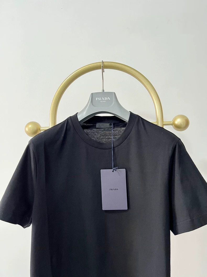 Prada PRADA Men's Short Sleeve T-Shirt - dmc Size US XL / EU 56 / 4 - 3 Thumbnail