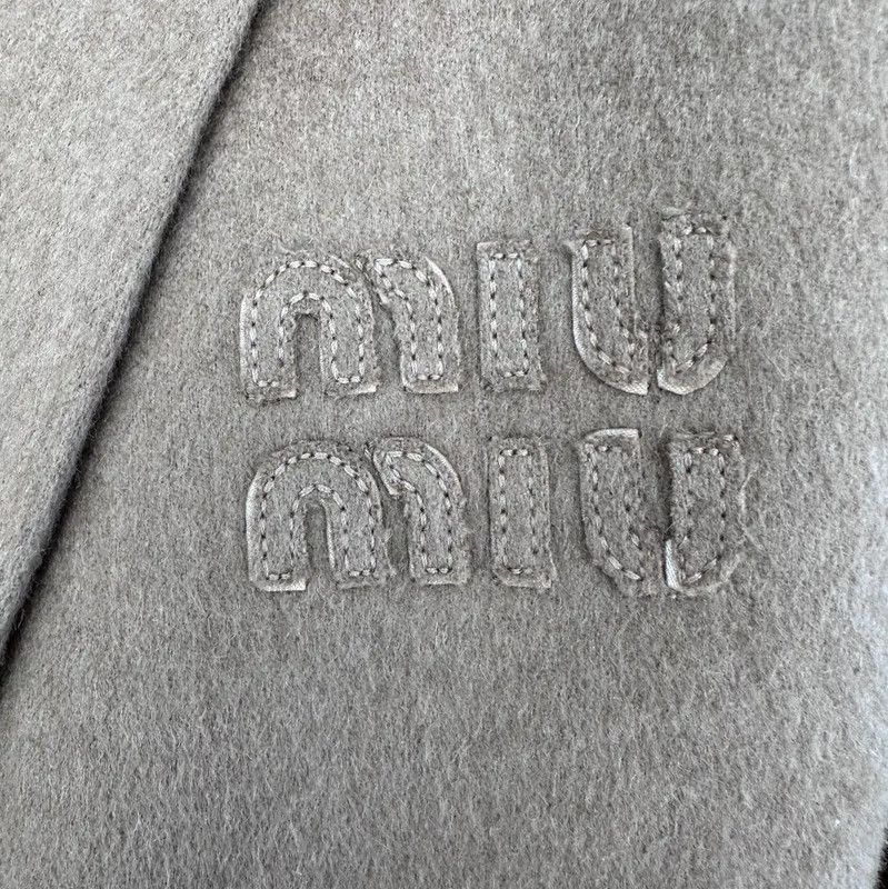 Miu Miu Miu Miu Beige Women's Blazer Jacket 0089 Size S / US 4 / IT 40 - 5 Thumbnail