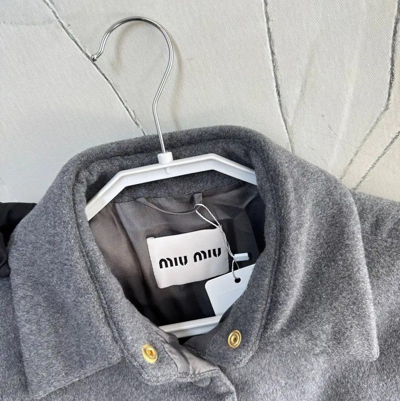 Miu Miu Miu Miu Gray Wool Long Sleeve Cardigan 0089 Size L / US 10 / IT 46 - 5 Thumbnail