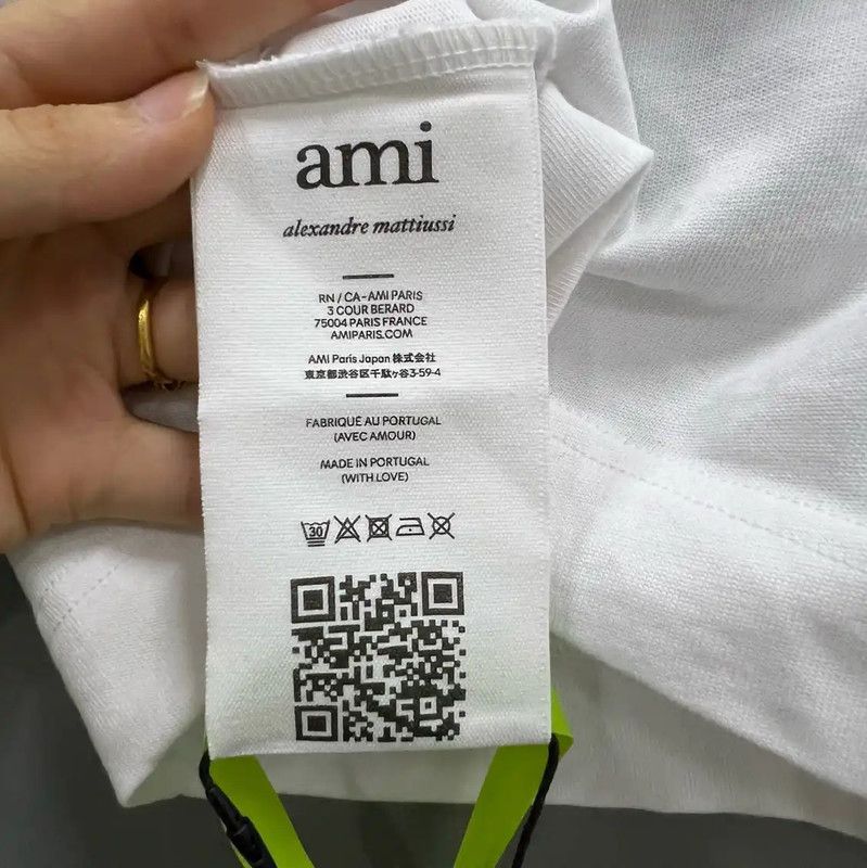 AMI Summer White Logo Crop T-Shirt 0089