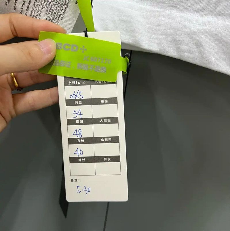 AMI Summer White Logo Crop T-Shirt 0089