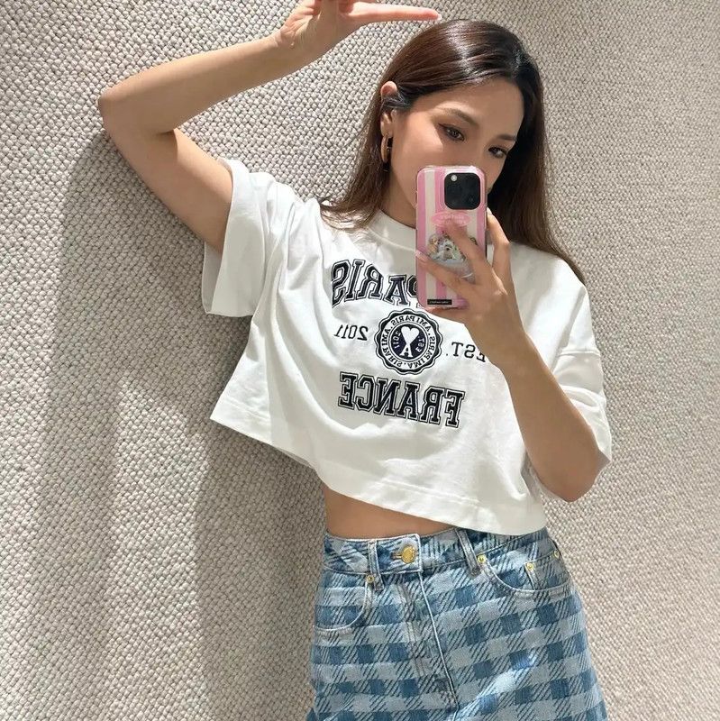 AMI AMI White Cotton Cropped T-Shirt for Women 0089 Size M / US 6-8 / IT 42-44 - 6 Thumbnail