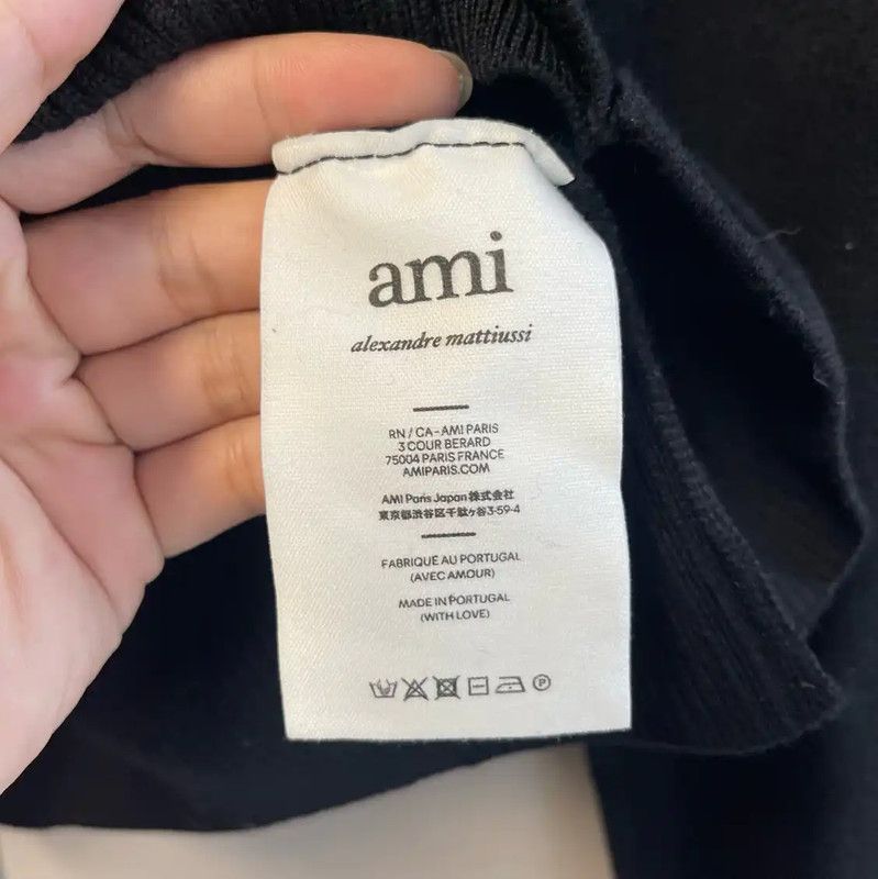 AMI AMI Black Women's Cardigan with Red Detail 0089 Size S / US 4 / IT 40 - 4 Thumbnail