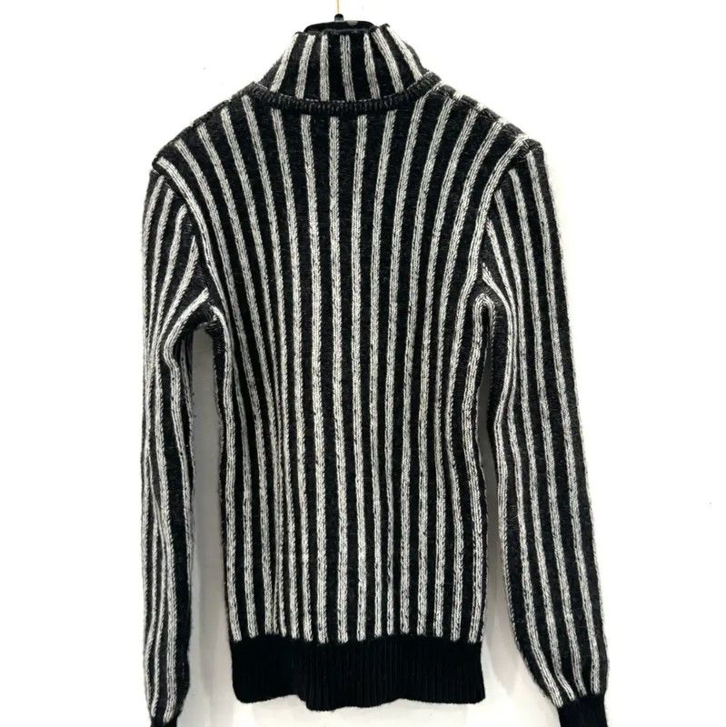 Balmain Balmain Black Wool Turtleneck Sweater for Women 0089 Size S / US 4 / IT 40 - 2 Thumbnail