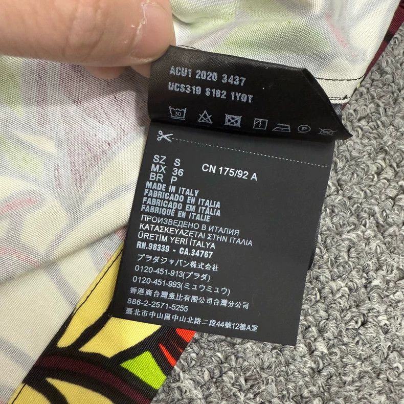 Prada Prada Geometric Triangle Shirt S - dmc Size US S / EU 44-46 / 1 - 5 Thumbnail